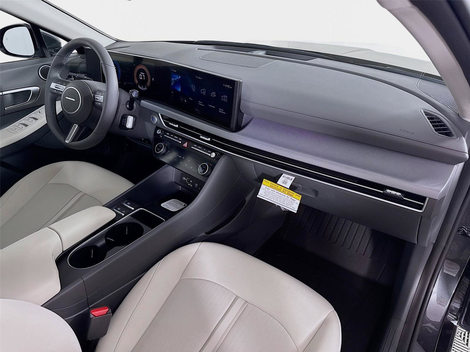 New 2026 Hyundai Sonata SEL FWD image 27