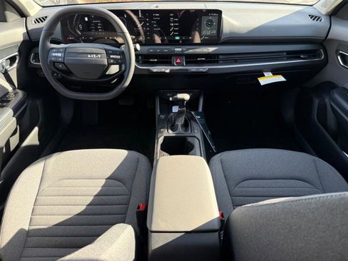 New 2025 Kia K4 EX image 7