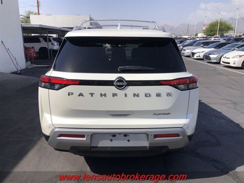 Used 2022 Nissan Pathfinder Platinum w/ Cargo Package FWD image 6