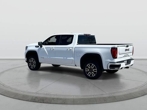 Used 2023 GMC Sierra 1500 AT4 w/ Technology Package AWD/4WD image 6
