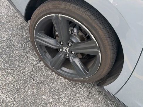 Used 2024 Honda Accord Sport image 6