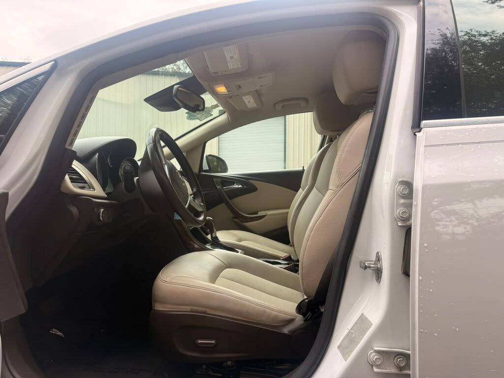 Used 2014 Buick Verano Convenience FWD image 10