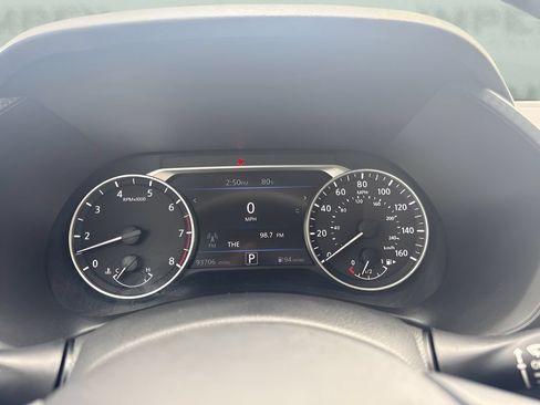 Used 2021 Nissan Sentra SR FWD image 13