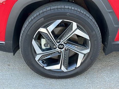 Used 2023 Hyundai Tucson SEL w/ Convenience Package image 3