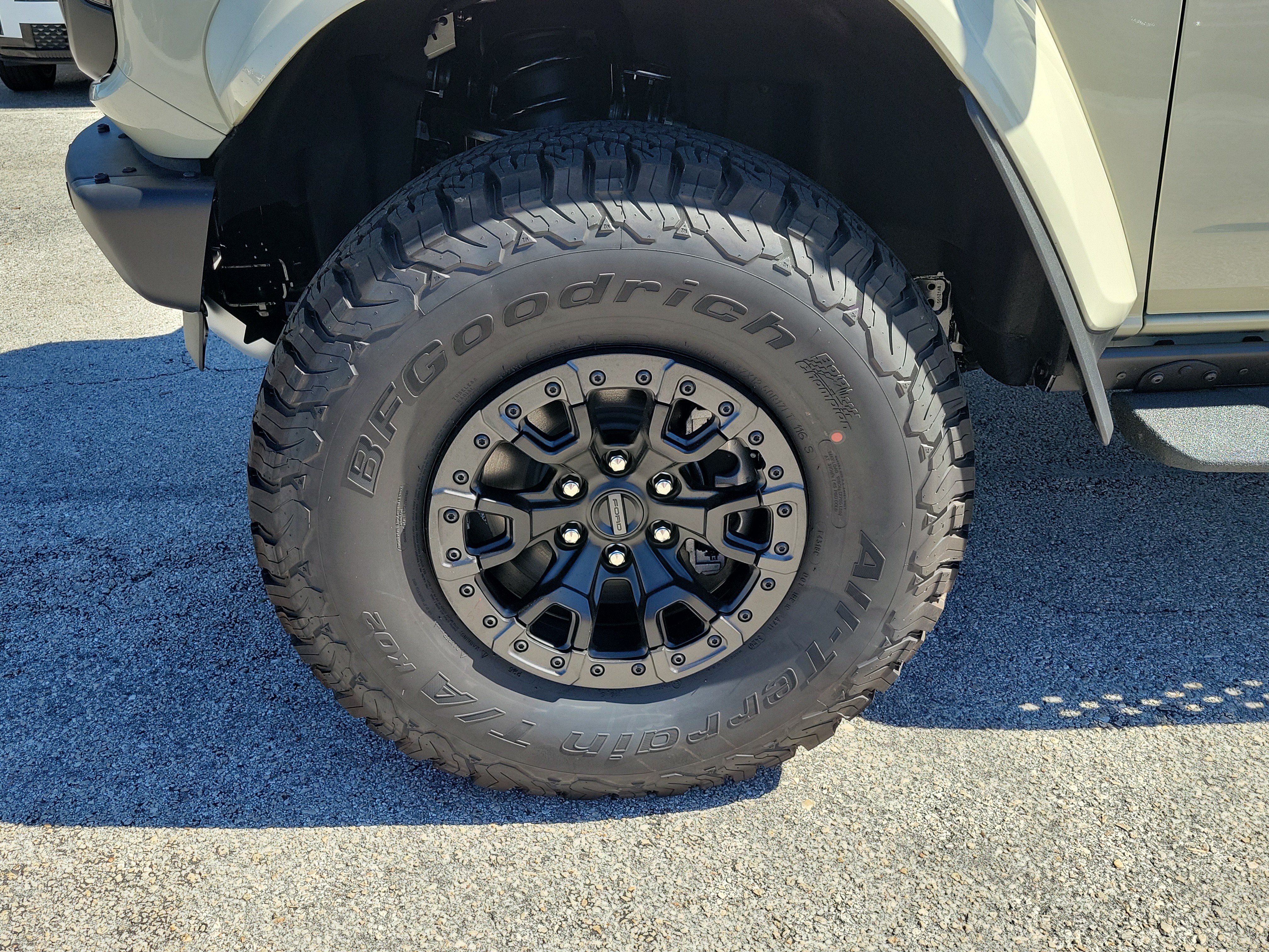 New 2026 Ford Bronco Raptor AWD/4WD image 5