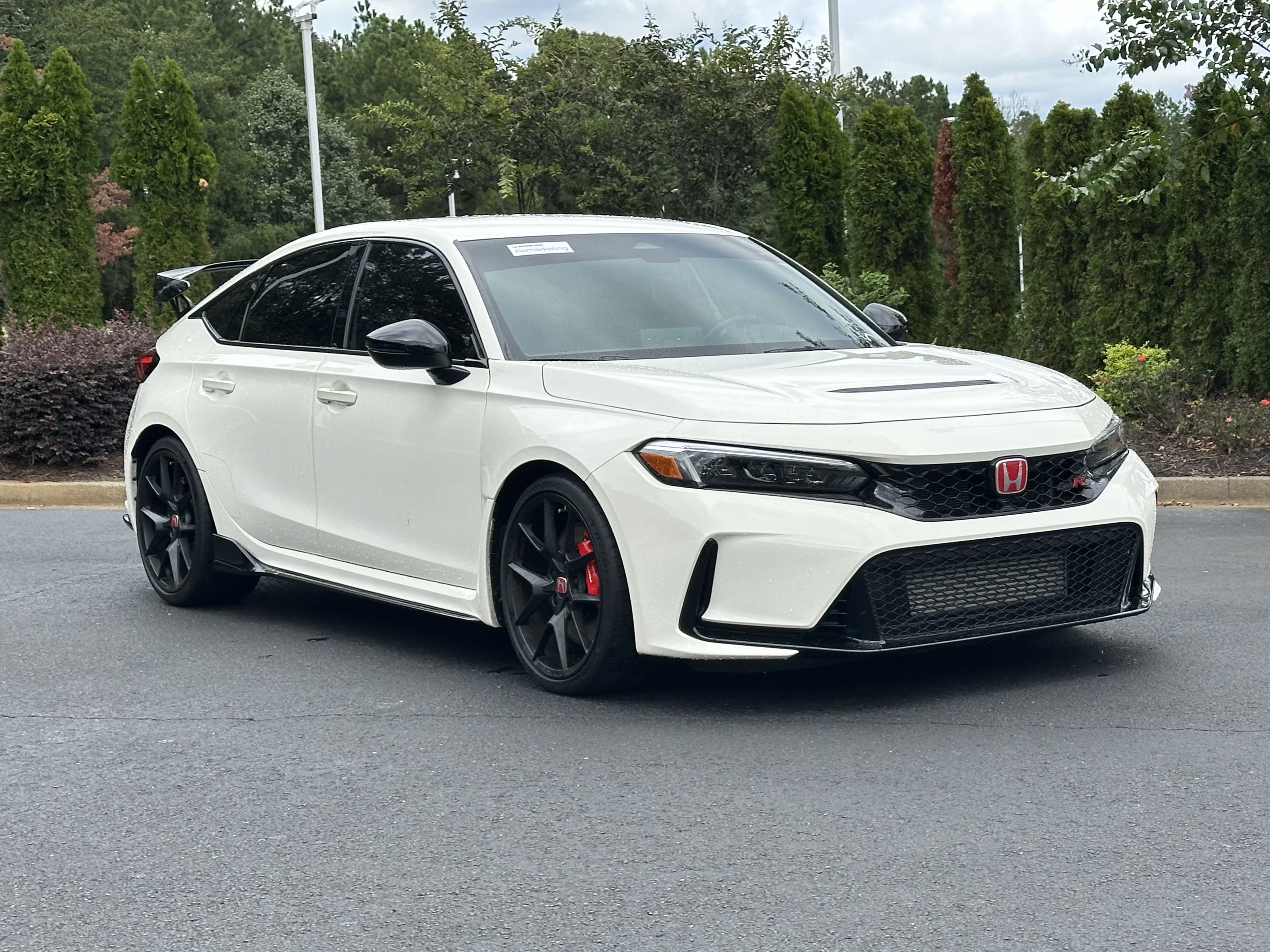 Used 2024 Honda Civic Type R image 2