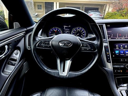 Used 2018 INFINITI Q60 3.0t Luxe w/ Sensory Package 3.0T Luxe image 15