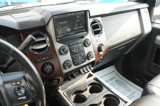 Used 2016 Ford F250 Lariat w/ Lariat Ultimate Package AWD/4WD image 23