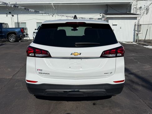 Used 2022 Chevrolet Equinox LT image 4
