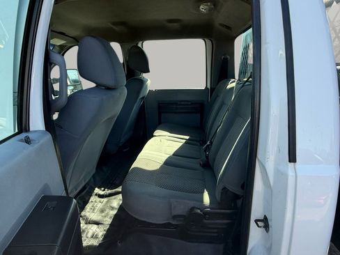 Used 2015 Ford F550 4x4 Crew Cab Super Duty image 17