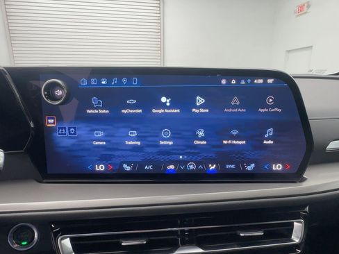 New 2026 Chevrolet Traverse LT w/ Driver Confidence Package image 21