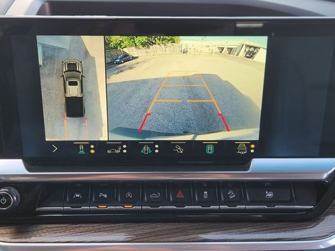 Used 2022 Chevrolet Silverado 1500 LT Trail Boss w/ LT Trail Boss Premium Package image 18