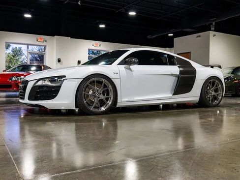 Used 2012 Audi R8 V10 image 4