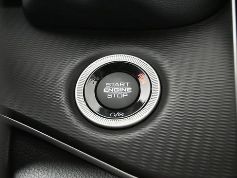Used 2023 Jeep Grand Cherokee L Laredo AWD/4WD image 31