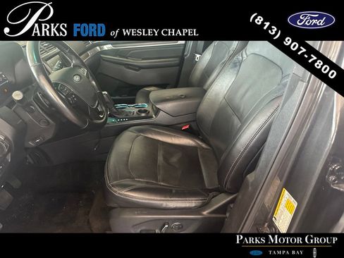 Used 2016 Ford Explorer Limited w/ Equipment Group 301A FWD image 5
