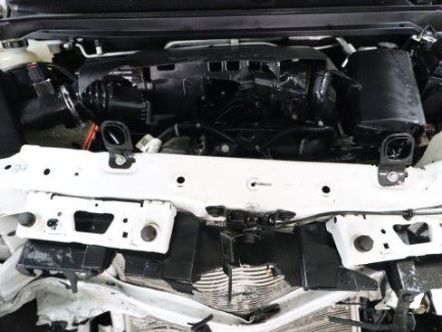 Used 2022 GMC Canyon AT4 w/ Driver Alert Package image 19