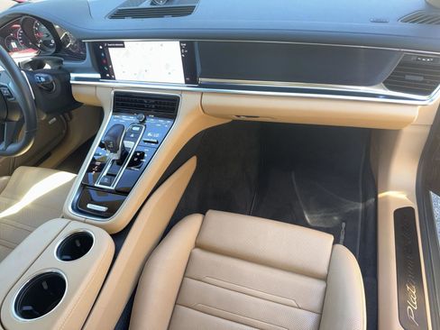 Used 2022 Porsche Panamera Platinum Edition image 12