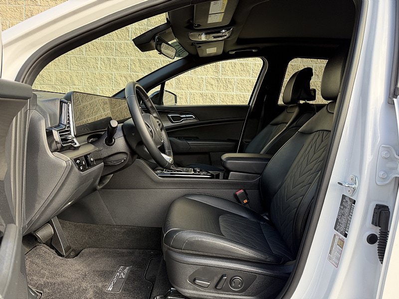 Used 2025 Kia Sportage X-Line w/ Premium Package AWD/4WD image 21
