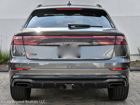 Used 2024 Audi Q8 Premium Plus image 7