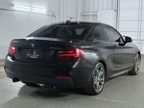 Used 2015 BMW M235i Coupe image 10