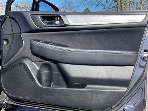 Used 2015 Subaru Legacy 2.5i Premium image 23