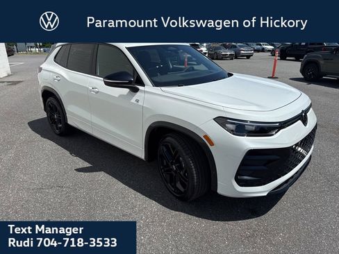 New 2026 Volkswagen Tiguan SE R-Line AWD/4WD image 4