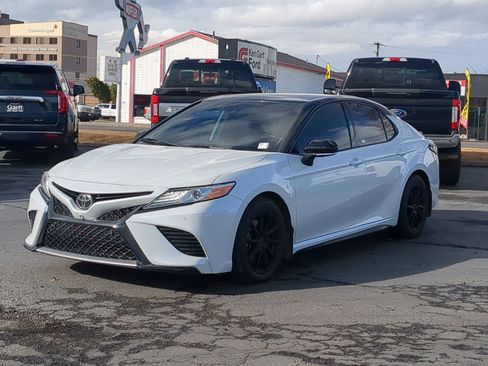 Used 2020 Toyota Camry XSE w/ Driver Assist Package image 10