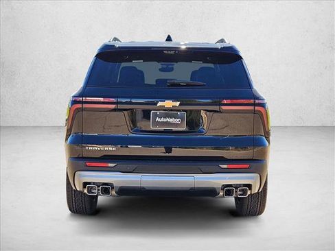 New 2026 Chevrolet Traverse LT w/ Sun and Wheel Package image 8