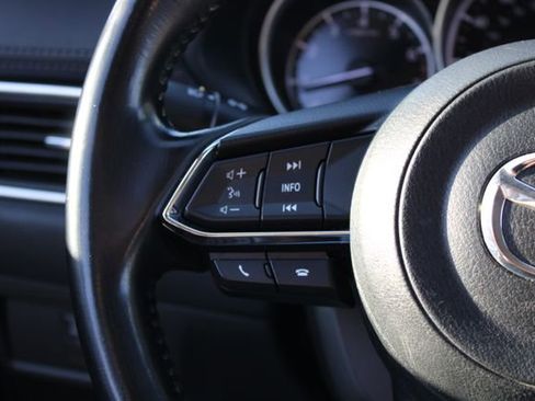 Used 2020 MAZDA CX-5 Touring FWD image 19