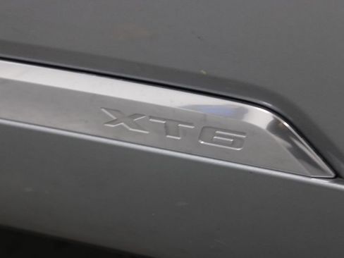 Used 2025 Cadillac XT6 Premium Luxury image 12