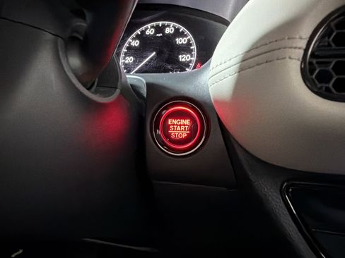 Used 2025 Honda HR-V LX image 24
