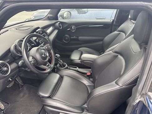 Used 2015 MINI Cooper S image 8