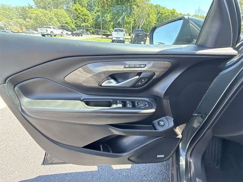 Certified 2022 GMC Terrain Denali w/ Denali Premium Package image 23