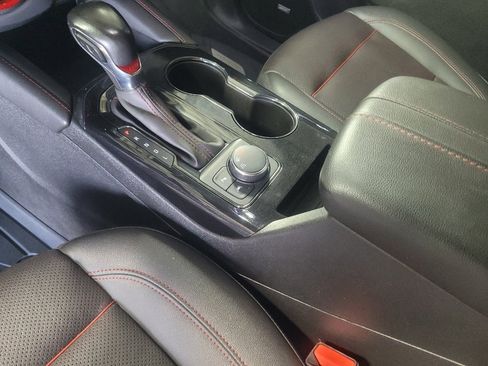 Used 2021 Chevrolet Blazer RS w/ Enhanced Convenience Package FWD image 26