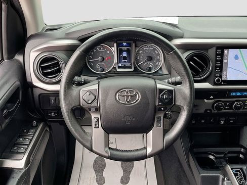 Used 2022 Toyota Tacoma SR5 image 21