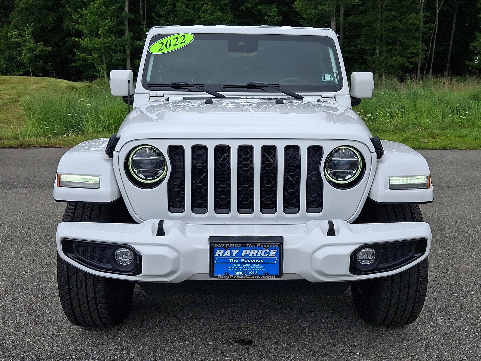 Used 2022 Jeep Gladiator Overland AWD/4WD image 2