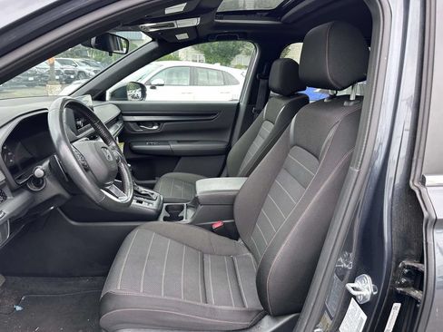 Used 2024 Honda CR-V Sport image 11