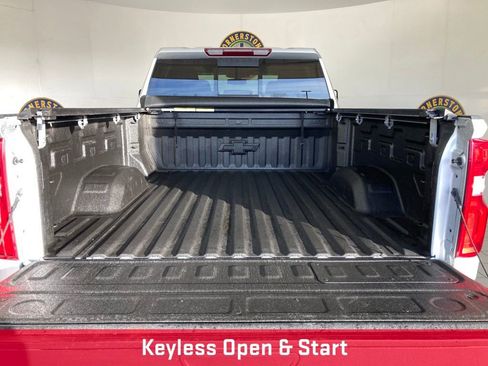 Used 2022 Chevrolet Silverado 3500 LTZ w/ LTZ Convenience Package image 27