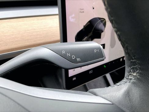 Used 2022 Tesla Model 3 Long Range AWD/4WD image 33