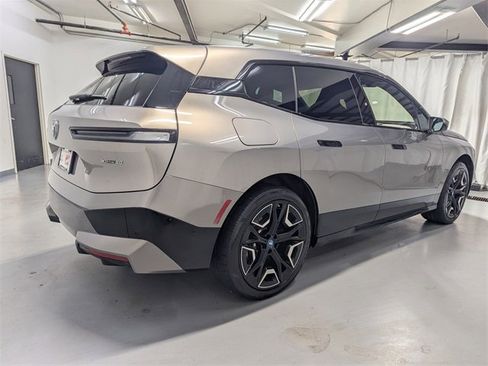 Used 2023 BMW iX xDrive50 w/ Sport Package image 3