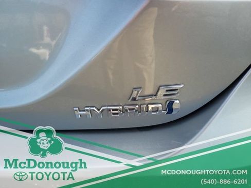 Used 2022 Toyota Camry LE FWD image 6