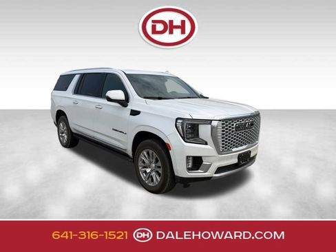 Used 2023 GMC Yukon XL Denali w/ Advanced Technology Package AWD/4WD image 1