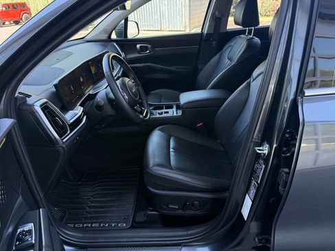 Used 2024 Kia Sorento X-Line EX AWD/4WD image 18