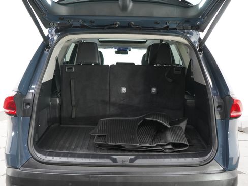 Used 2024 Toyota Grand Highlander AWD image 17