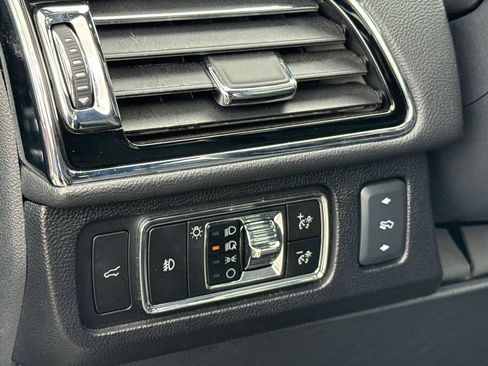 Used 2024 Lincoln Navigator Reserve AWD/4WD image 29