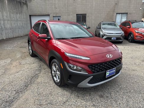 Certified 2023 Hyundai Kona SEL w/ Cargo Package AWD/4WD image 9
