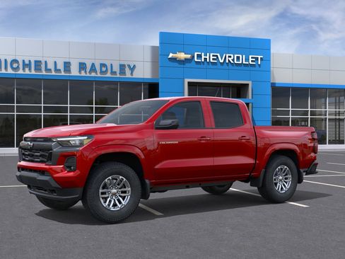 New 2026 Chevrolet Colorado LT w/ LT Convenience Package AWD/4WD image 2