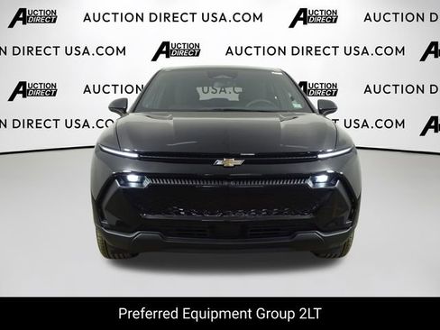 Used 2025 Chevrolet Equinox EV LT image 3