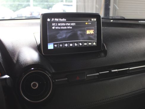 Used 2016 Scion iA FWD image 14