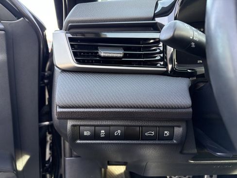 Certified 2025 Toyota Camry SE image 18